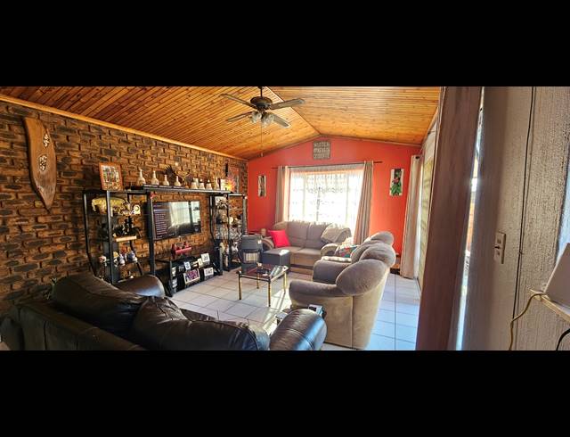 3 BEDROOM TOWNHOUSE FOR SALE IN RANDHART